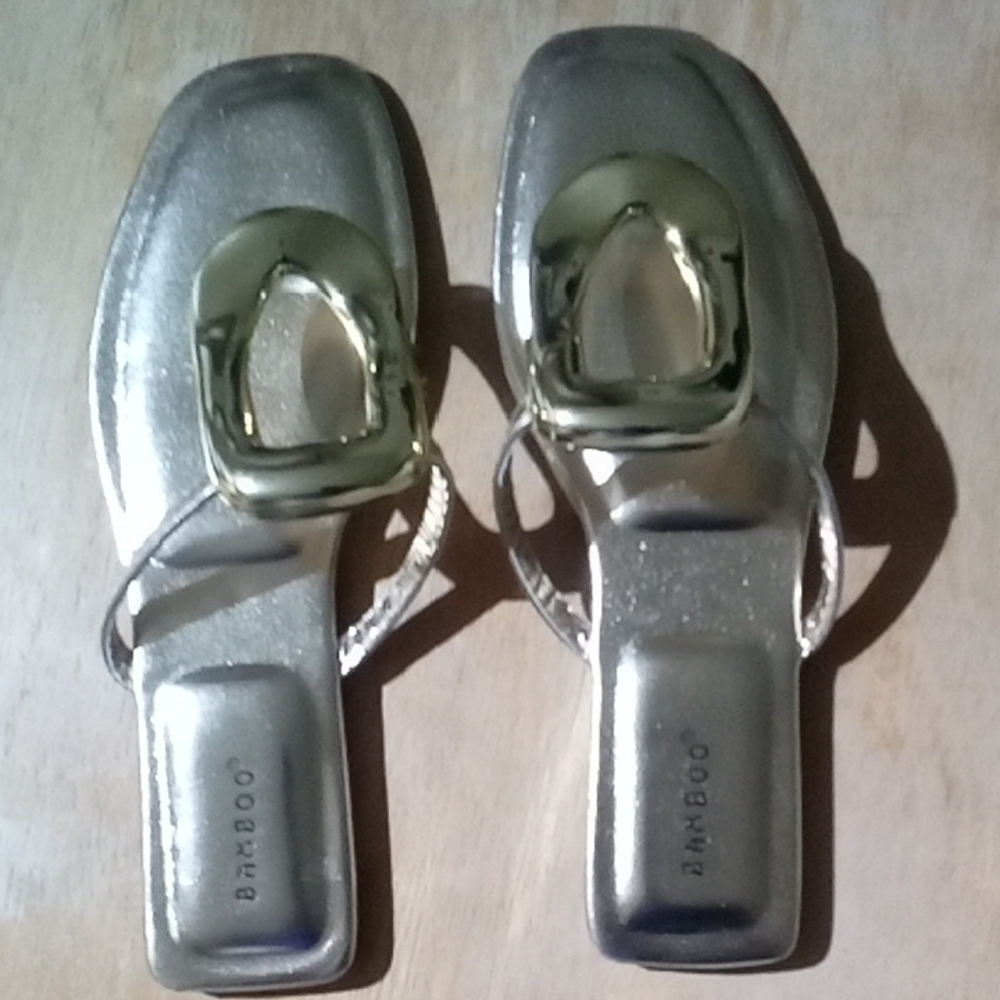 Bamboo Metallic Silver Women's Sandals